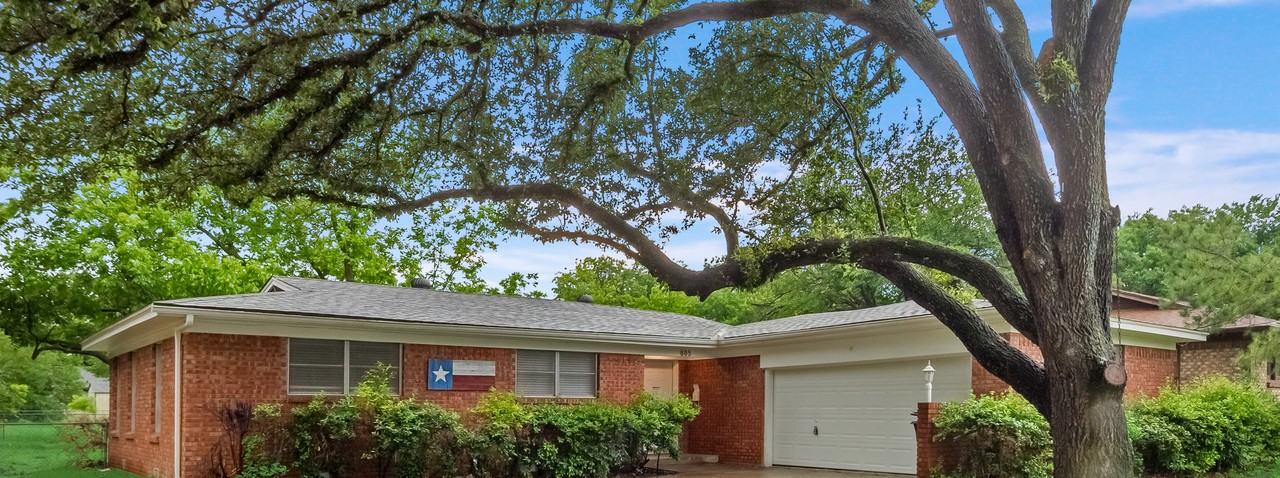 805 N Douglas Ave - Photo 2 of 17