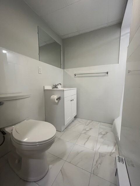 506 Beacon St #A - Photo 6 of 9
