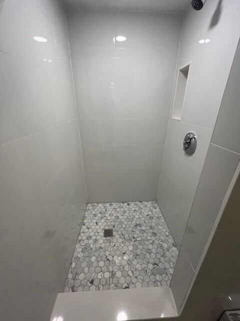506 Beacon St #A - Photo 7 of 9