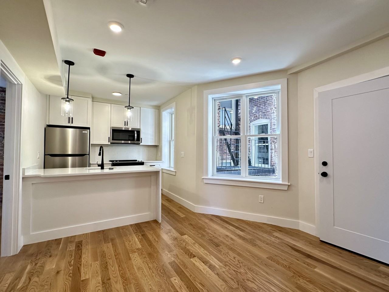 64 N Margin St #3F - Photo 2 of 25