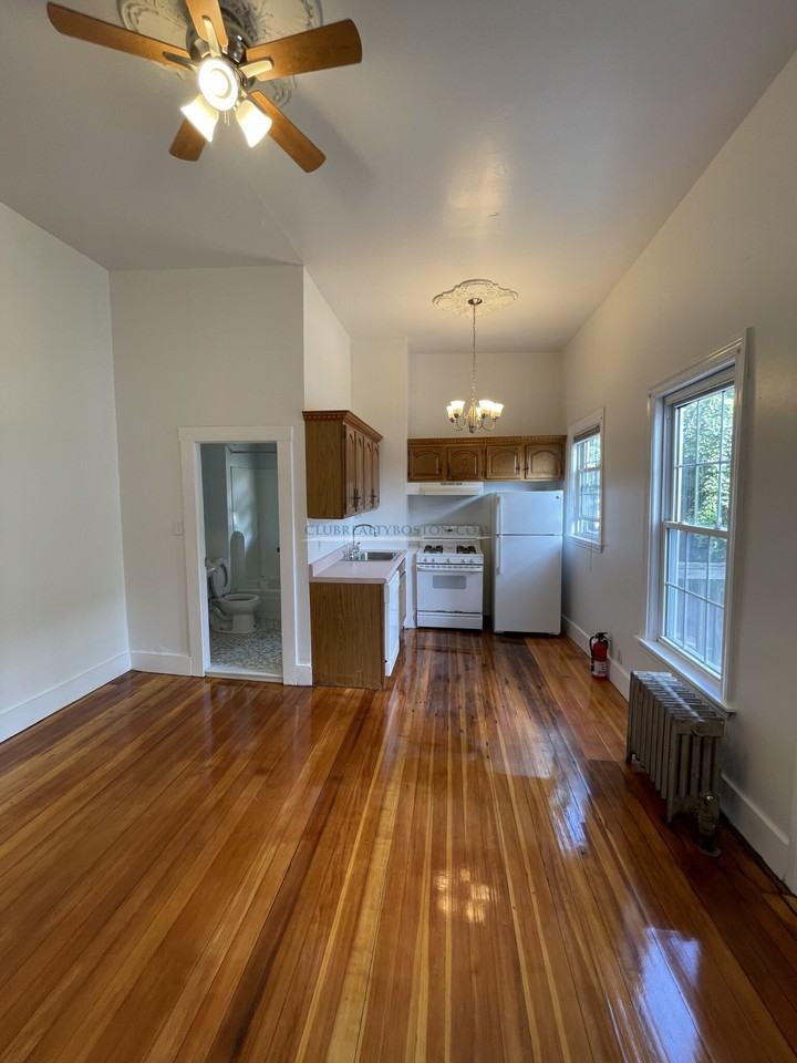 23 Bigelow St #1 - Photo 6 of 22