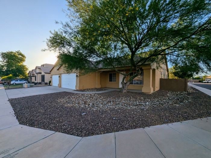 3310 W Latona Rd - Photo 2 of 50
