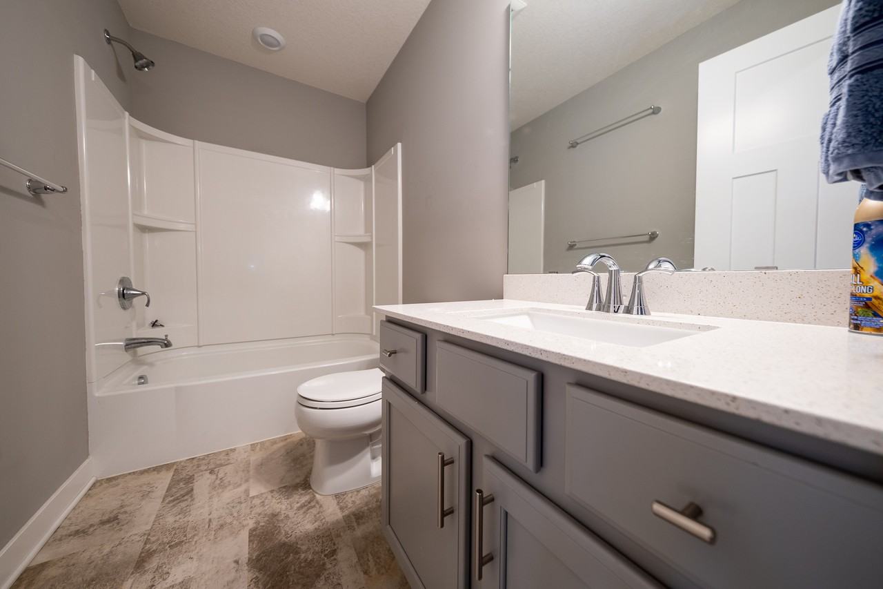 575 Locke Pointe Dr Ne #1 - Photo 3 of 21