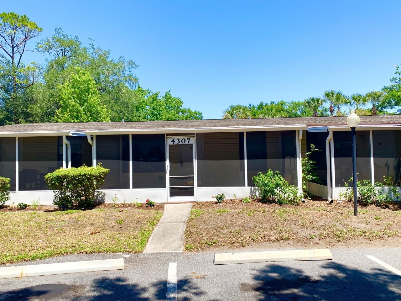 4307 E Michigan St #1