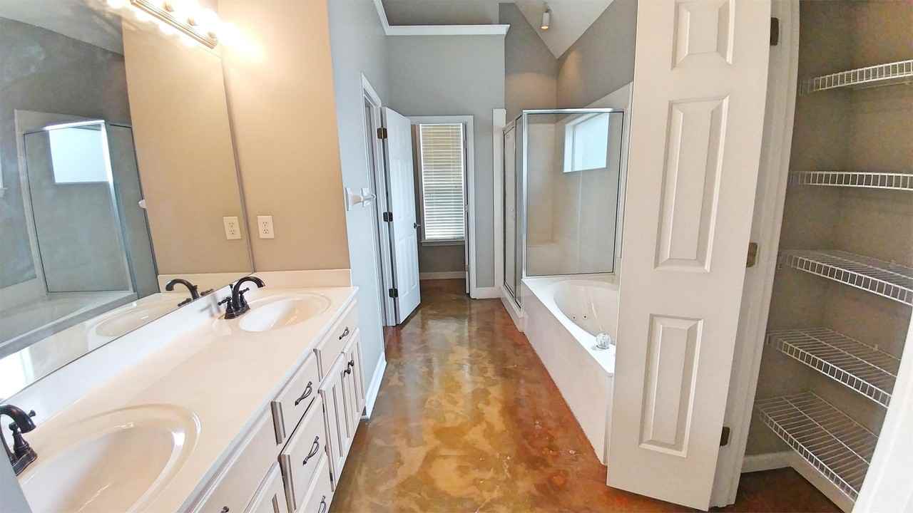 12280 Afton Pl - Photo 2 of 21