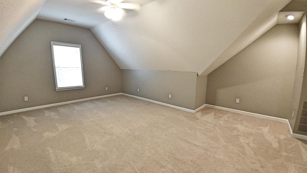12280 Afton Pl - Photo 3 of 21