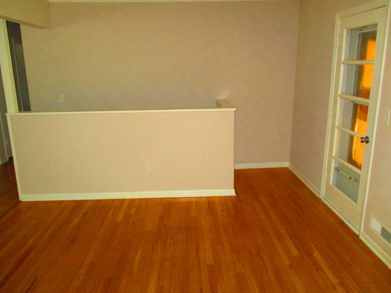 9024 Hemlock Drive - Photo 3 of 4