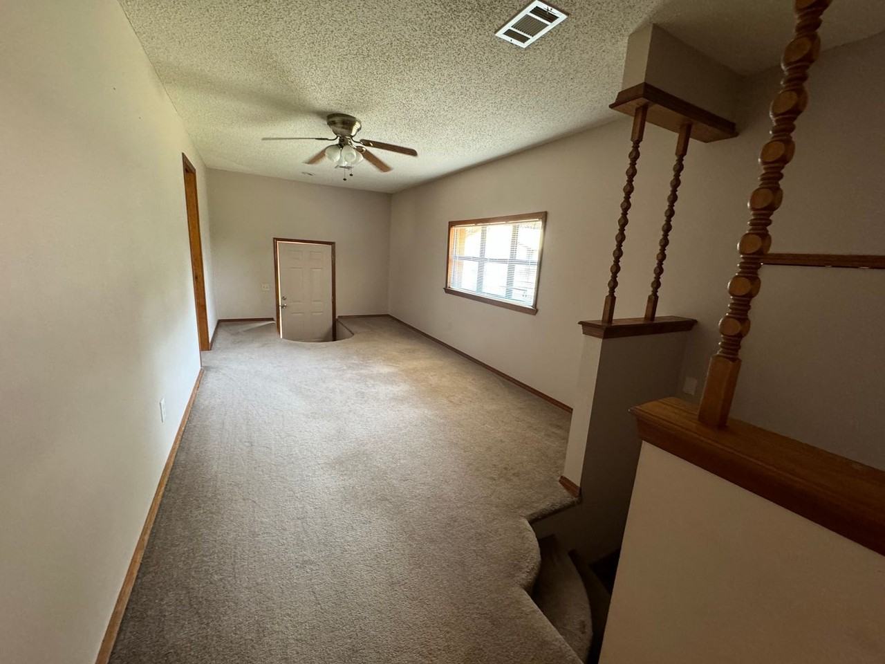 101 Circle H Ln - Photo 2 of 20