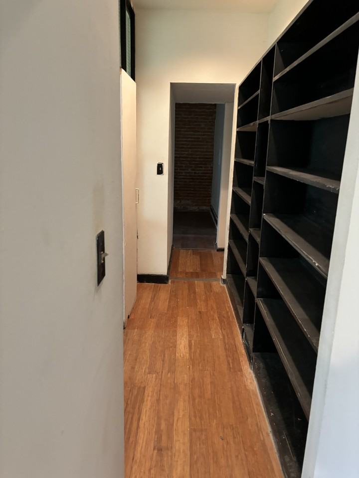 1326 West Pratt Street #1 - Photo 3 of 14