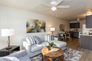 featured image of 509 W Bell Ave