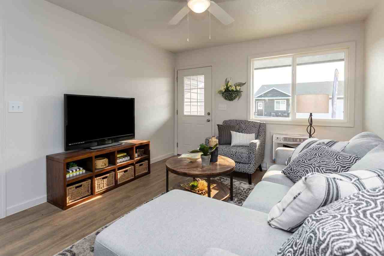 Terrace View by Kading - Photo 3 of 50