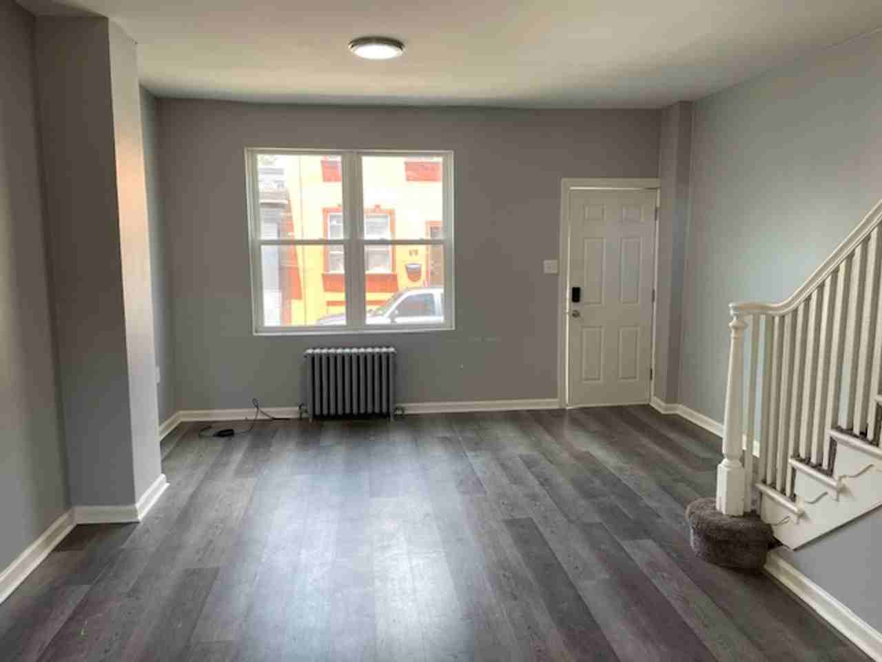 618 W Mayfield St - Photo 3 of 13