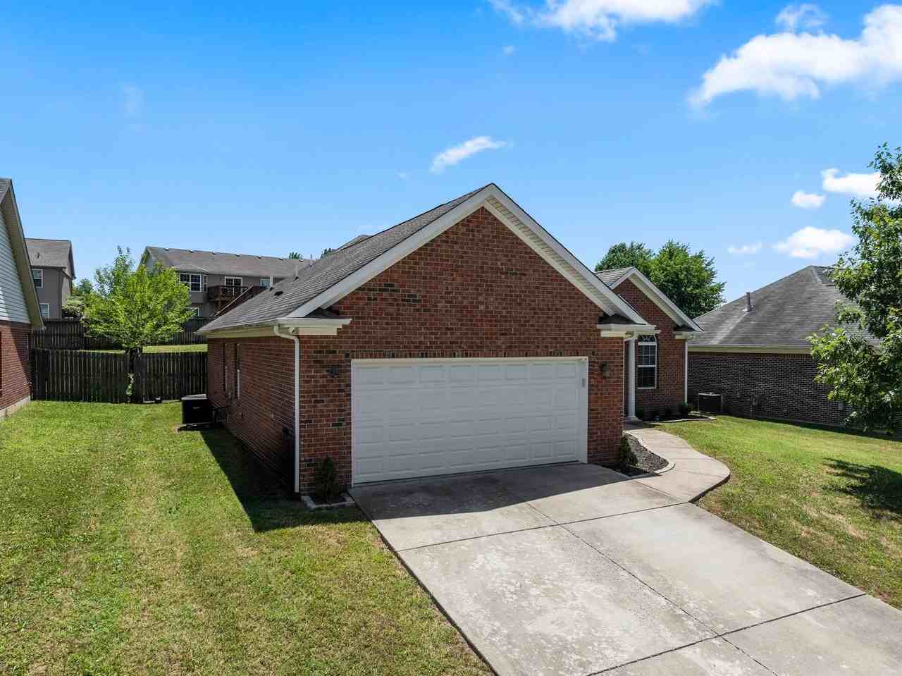 6313 Sky Crest Ct - Photo 3 of 28