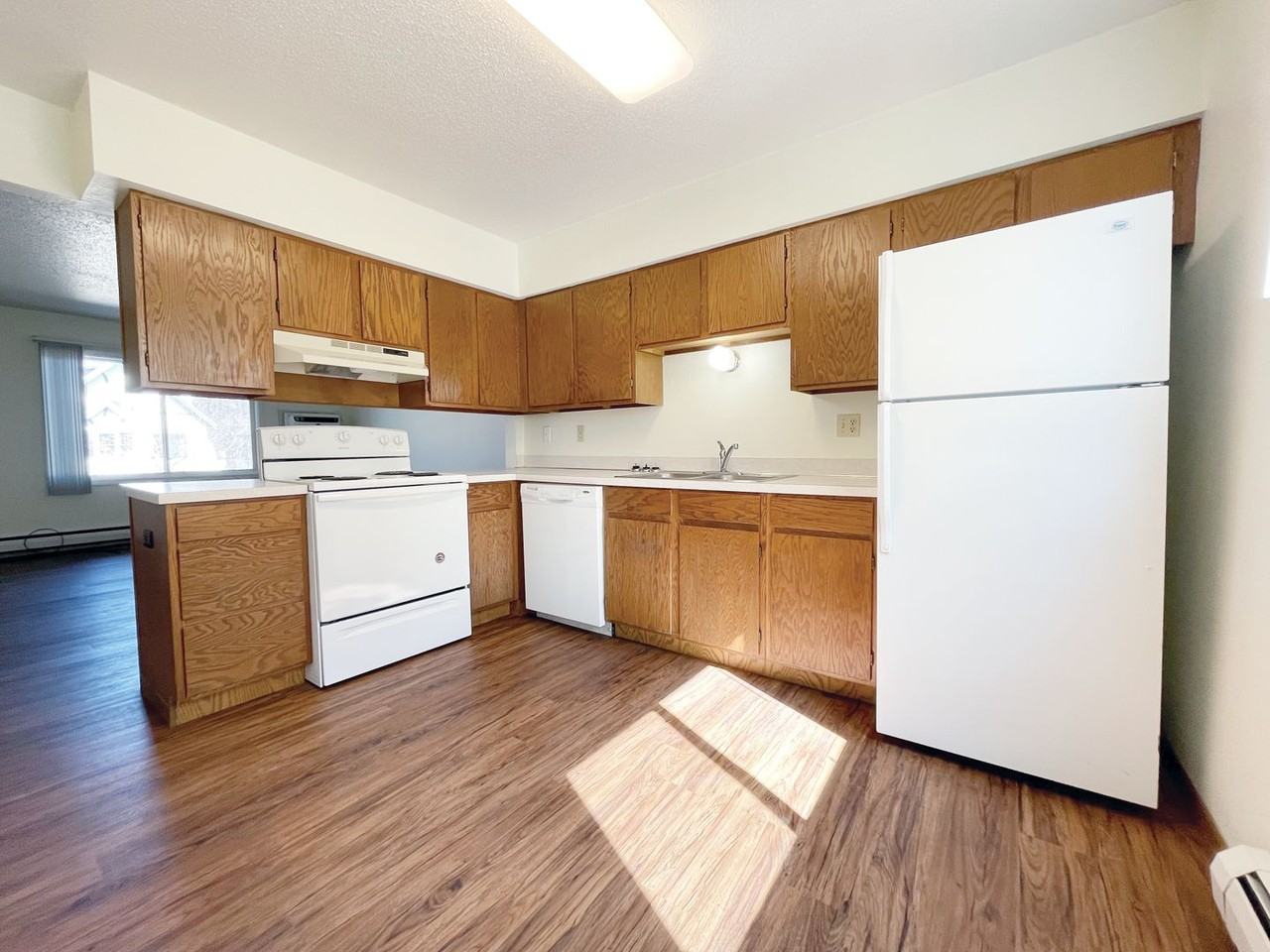 23 6th Avenue NW - Photo 3 of 12