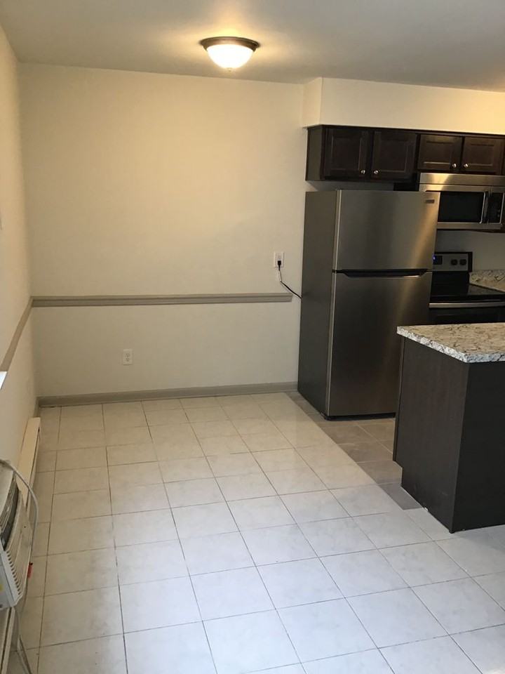 a320as - Photo 3 of 8