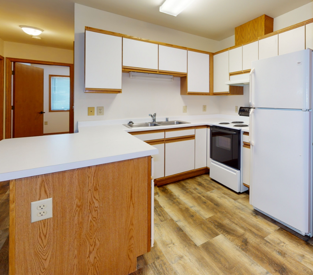 Glenn Place Apartments (278) - Photo 2 of 10