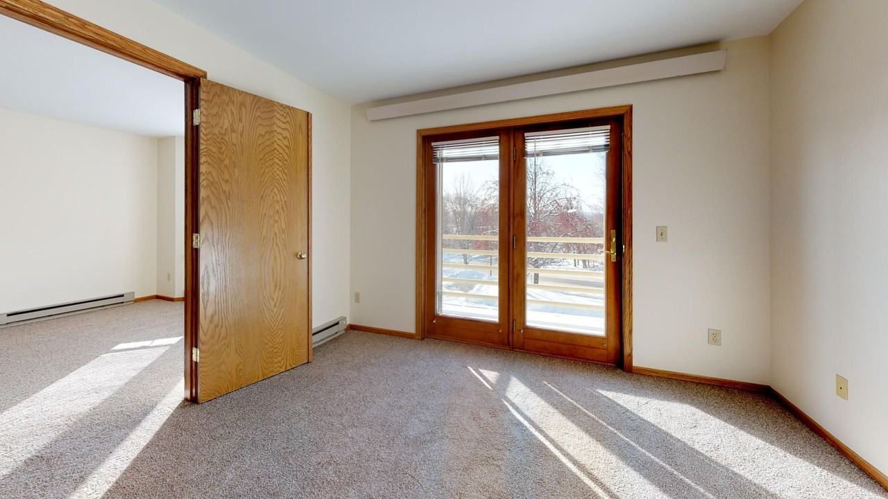 Oak Ridge Apartments - Photo 7 of 9