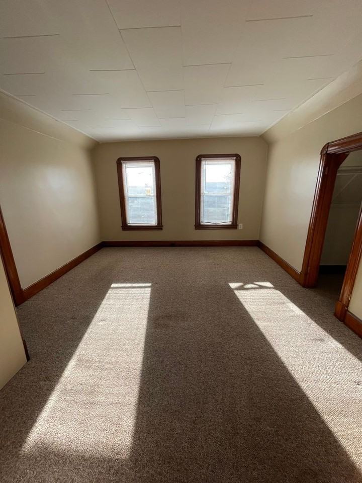 23 Cleveland St ## 25 - Photo 4 of 11