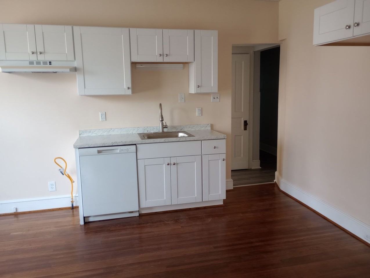 702 Madison Avenue - Photo 3 of 12