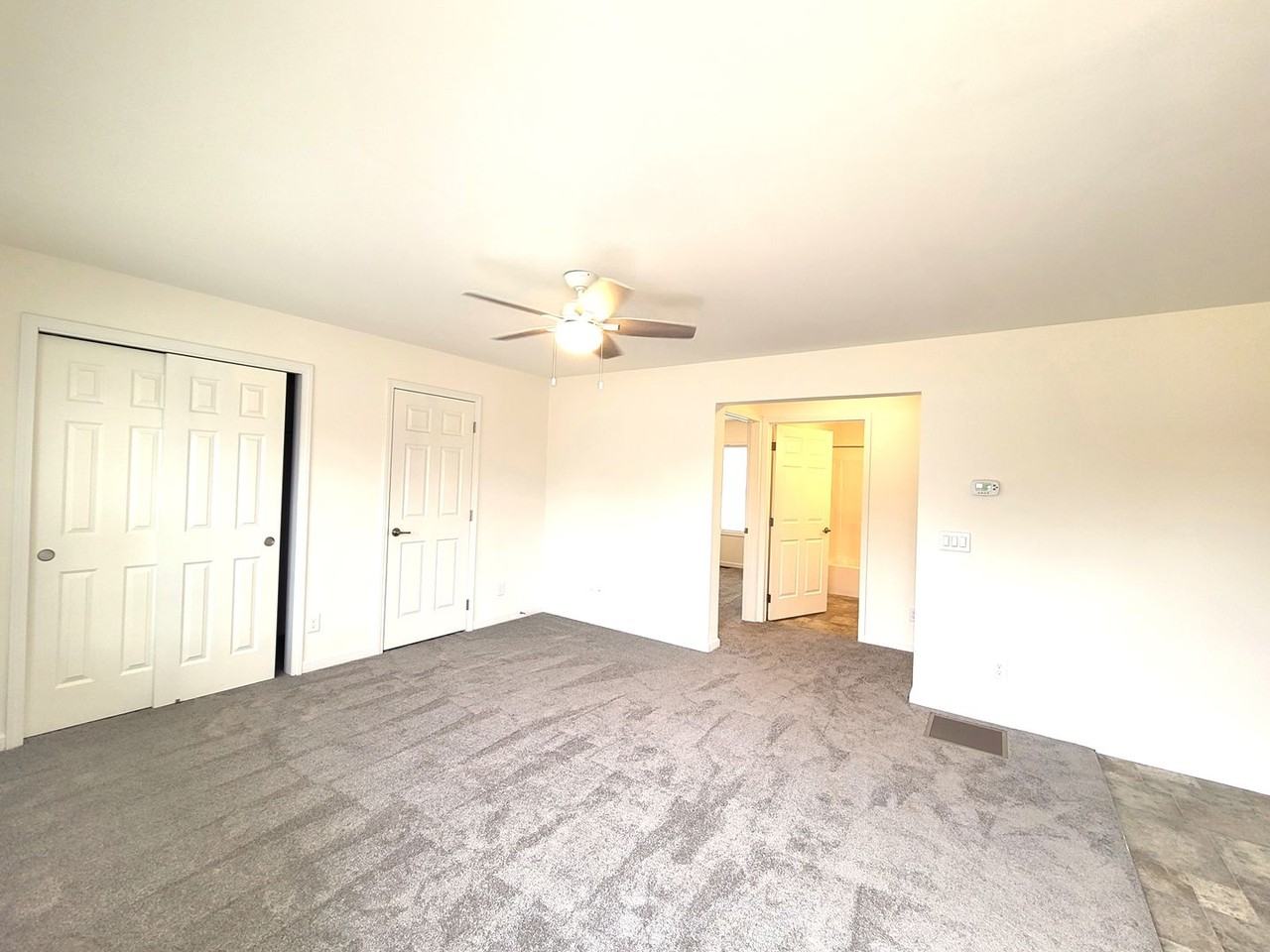 RVIP951 - Photo 2 of 13