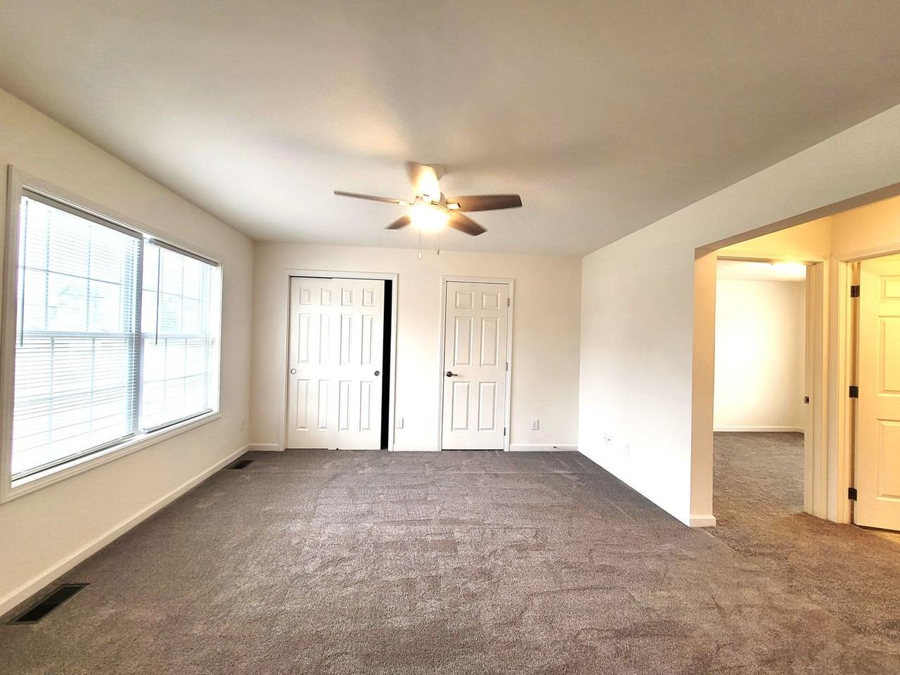 RVIP951 - Photo 3 of 13