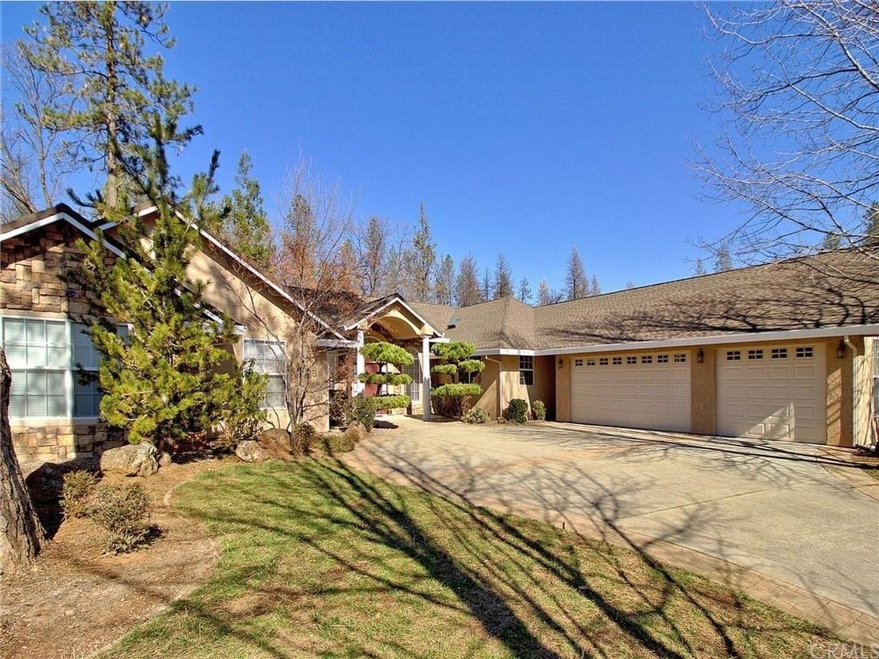 1865 Vineyard Dr - Photo 3 of 29