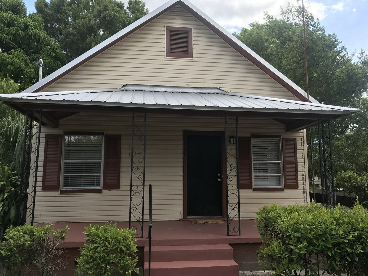 1906 W Nassau St - Photo 2 of 15