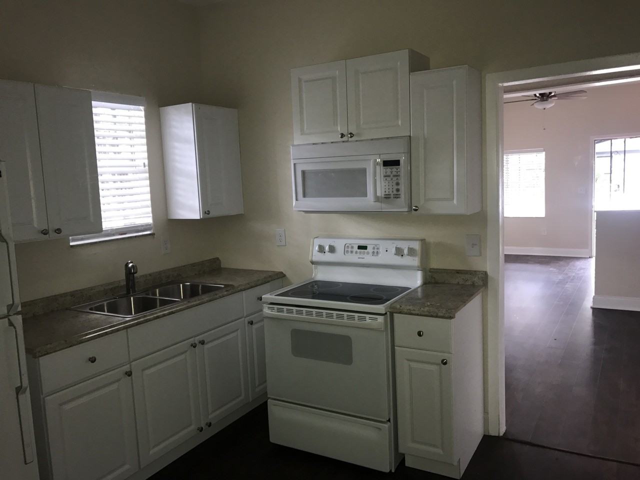 1906 W Nassau St - Photo 5 of 15