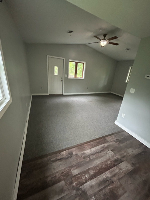 627 Gleason Ave N - Photo 3 of 8