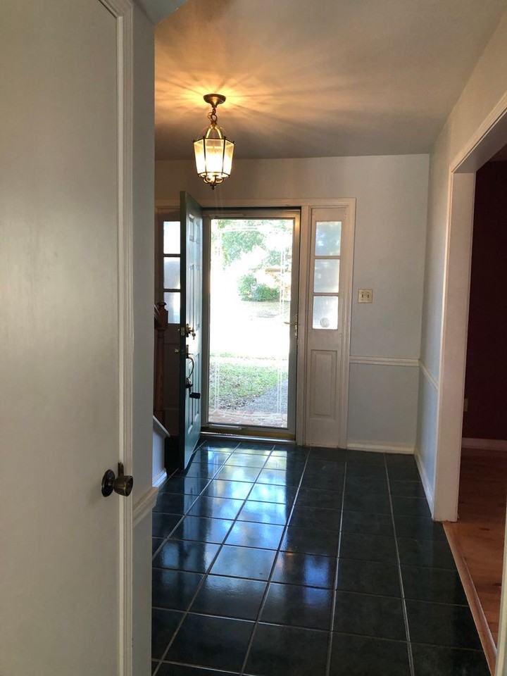 10114 Village Green Dr - Photo 2 of 21