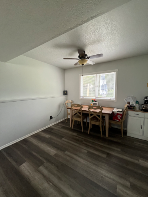406 1/2 E Plainview Ave - Photo 2 of 5