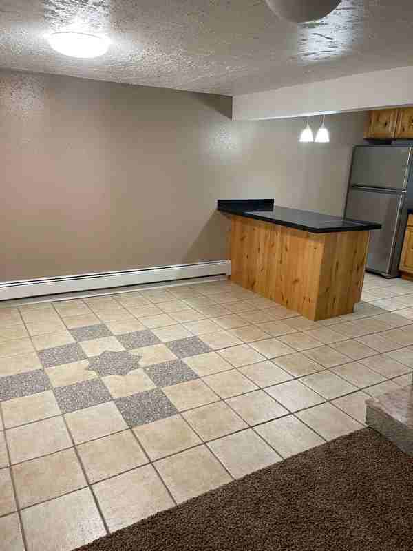 56 Kingdon Ln - Photo 2 of 9