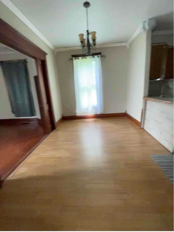 210 E Hackberry St - Photo 6 of 15