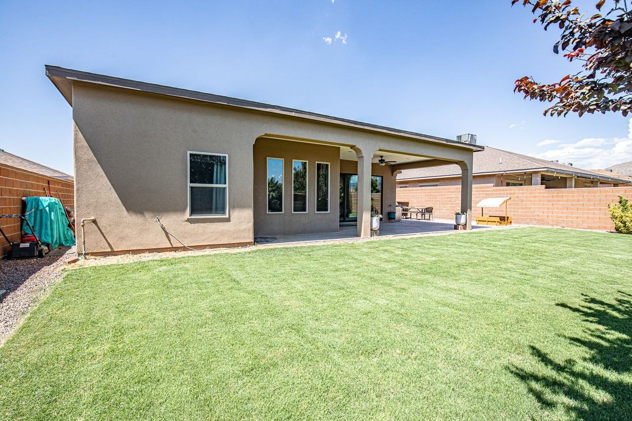 538 San Simon Dr - Photo 2 of 31