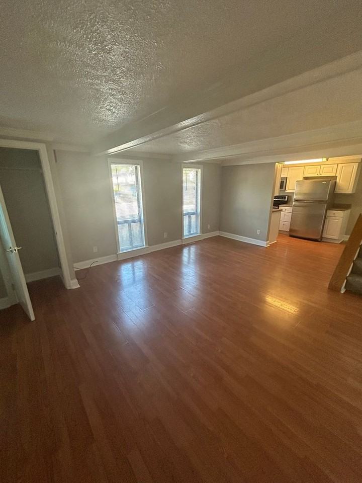 1670 Brodhead Rd - Photo 7 of 50