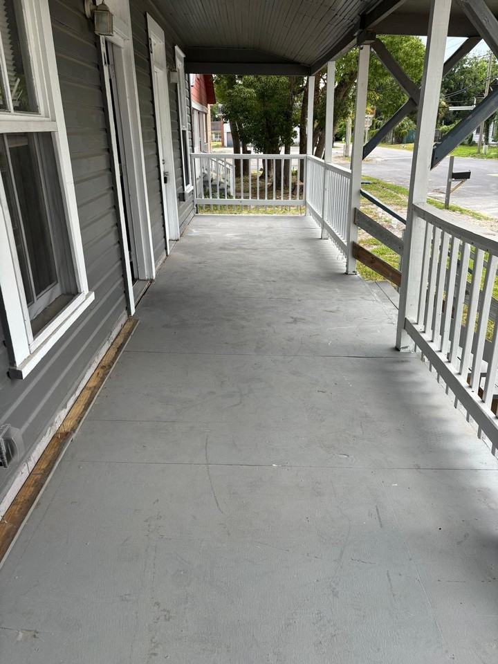 224 S Thompson Street - Photo 2 of 3