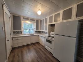 featured image of 2915 Des Moines St