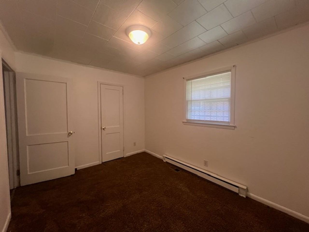 5119 Higgins St - Photo 6 of 13