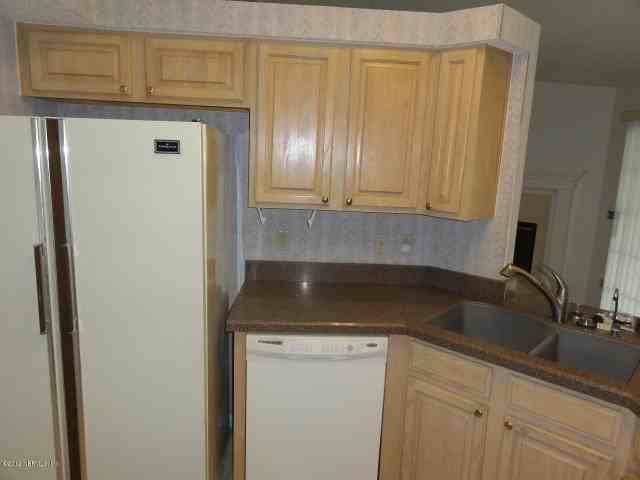 3792 Barbizon Cir S - Photo 2 of 17