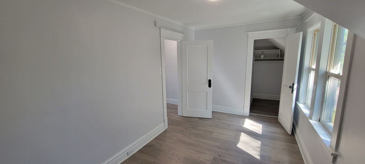 5612 Main St - Photo 3 of 28