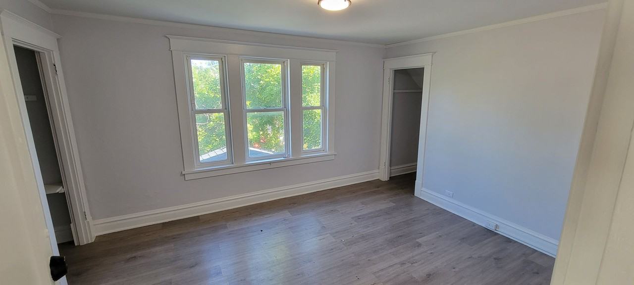 5612 Main St - Photo 6 of 28