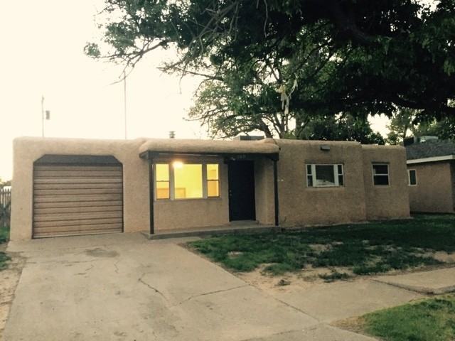 108 Colorado Dr - Photo 2 of 17