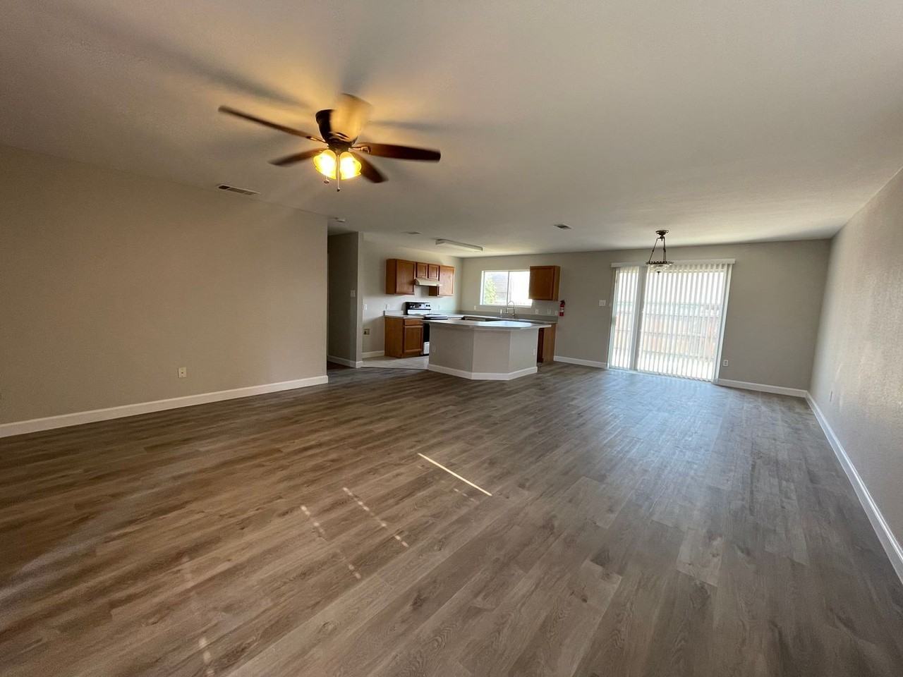 531 531 Cantebury Park Lane - 531 Cantebury Park Lane - Photo 5 of 9