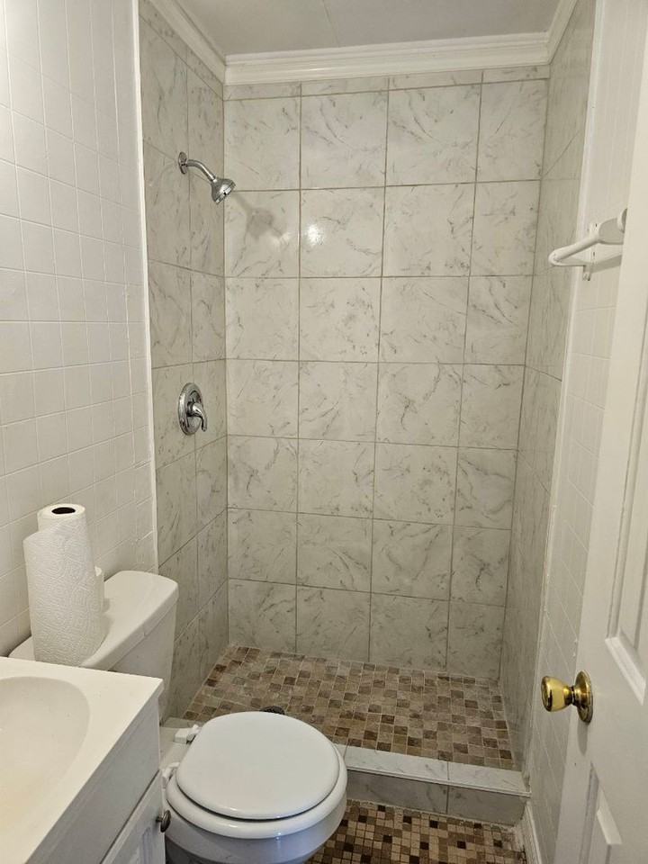 14 W Herrick Dr - Photo 5 of 7