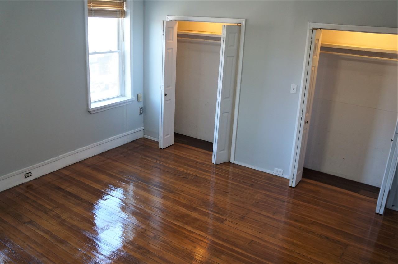 618 E Girard Ave #2 - Photo 6 of 20