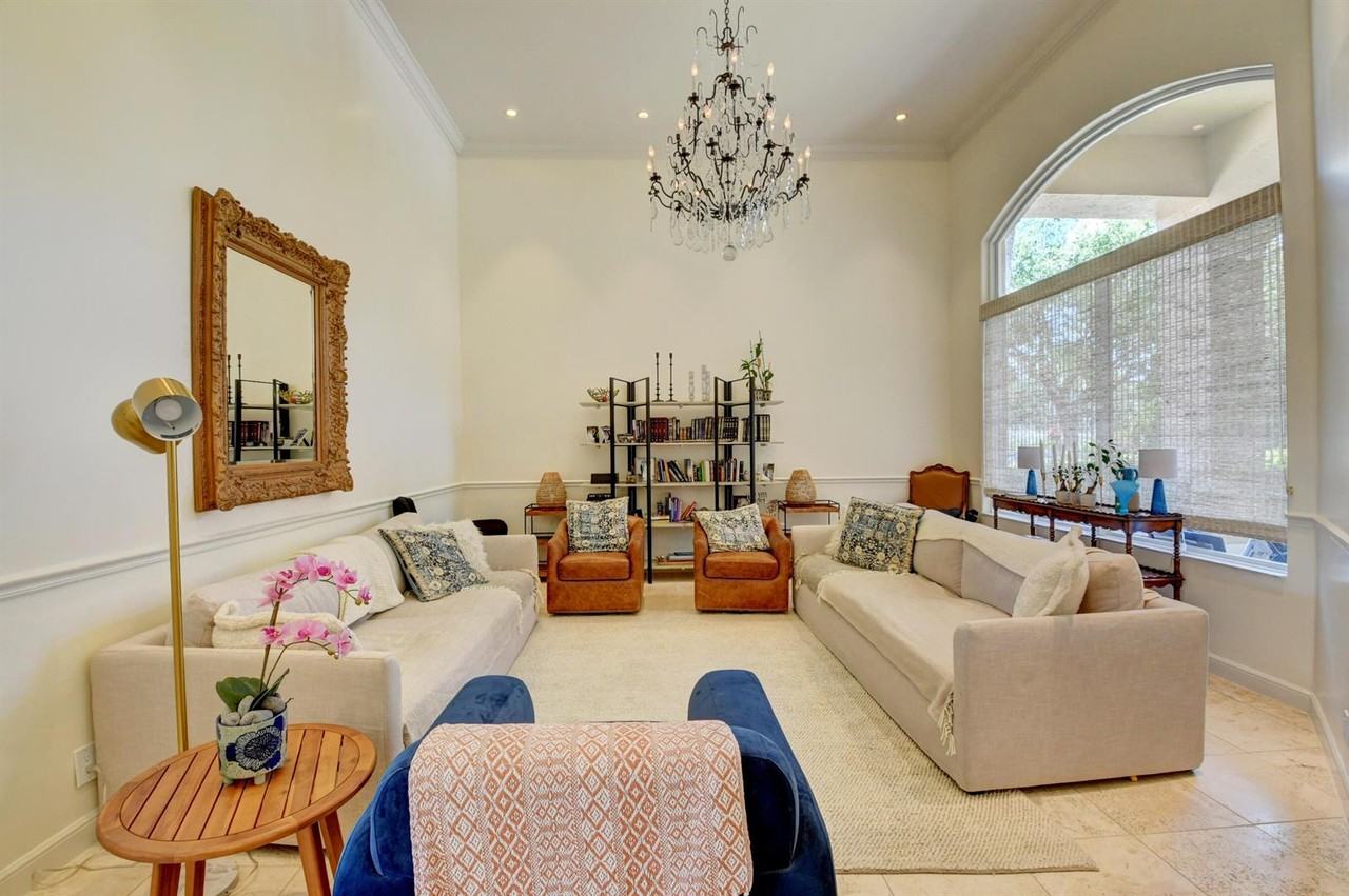 7021 Mallorca Cres #NA - Photo 3 of 28