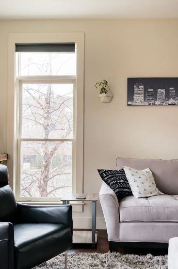 817 3rd Ave N #204 - Photo 4 of 19