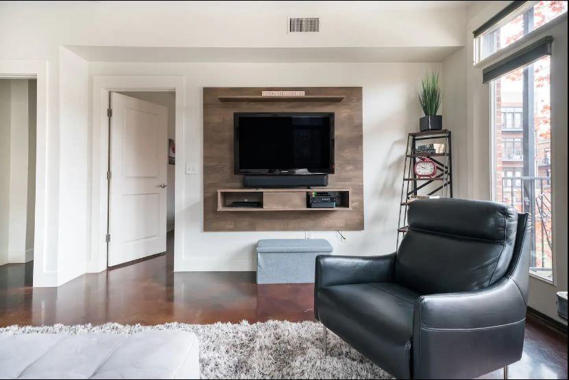 817 3rd Ave N #204 - Photo 7 of 19