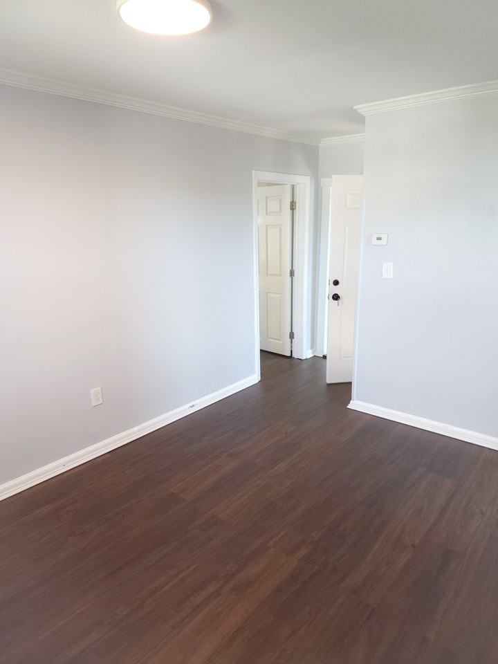 21 Avenue D #2FL - Photo 2 of 6