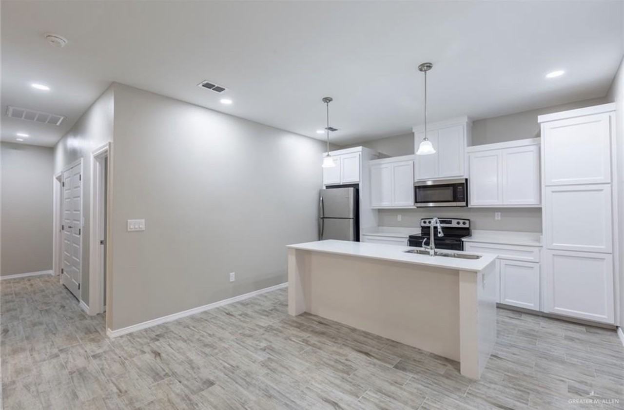 1311 Petri Dr #4 - Photo 3 of 9